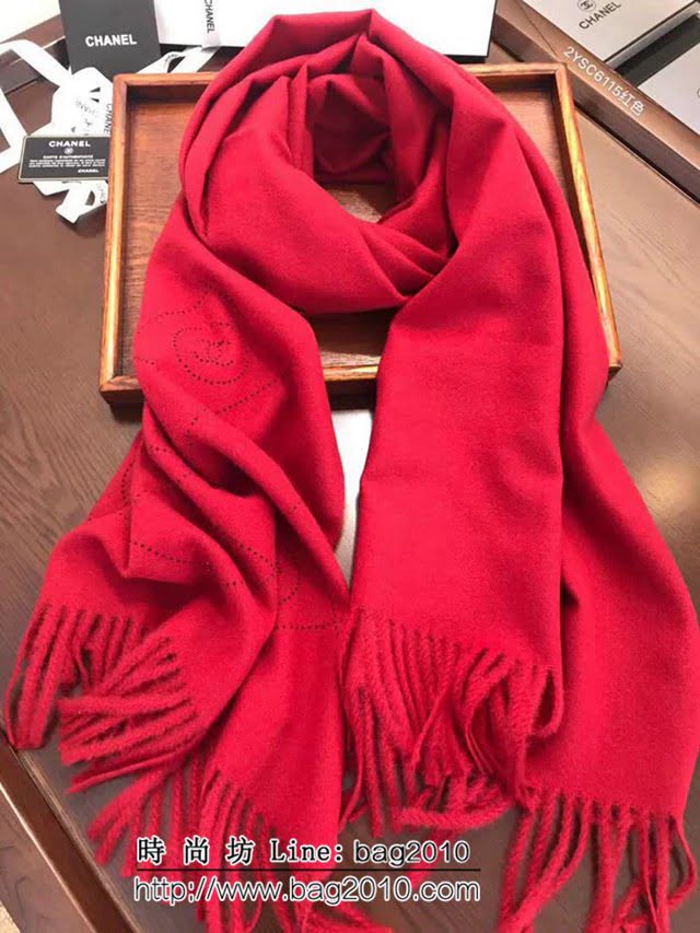 CHANEL香奈兒最新款 燙鑽logo羊絨圍巾 2YSC6115 LLWJ7049